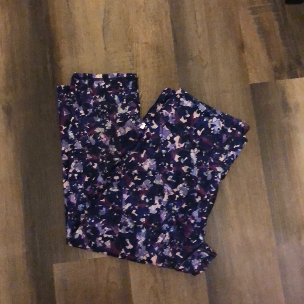 Fabletics workout capris large